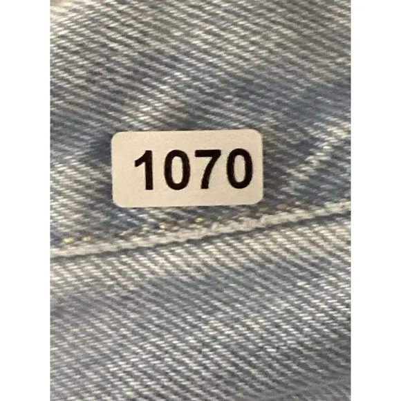 Levi's Womens 501 Jeans‎ Button Fly Distressed Light Wash Size 26x26 - Picture 15 of 15